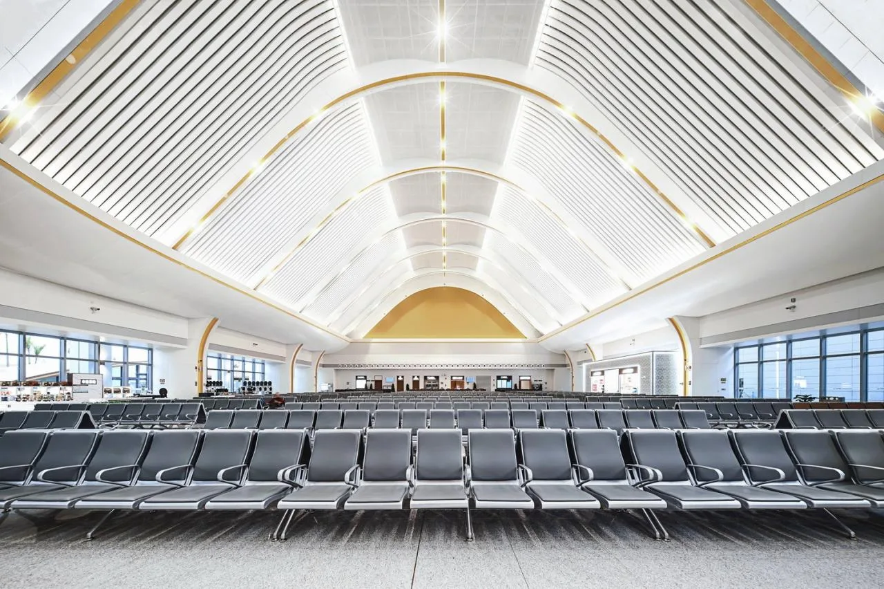 Station hall ceiling axis
