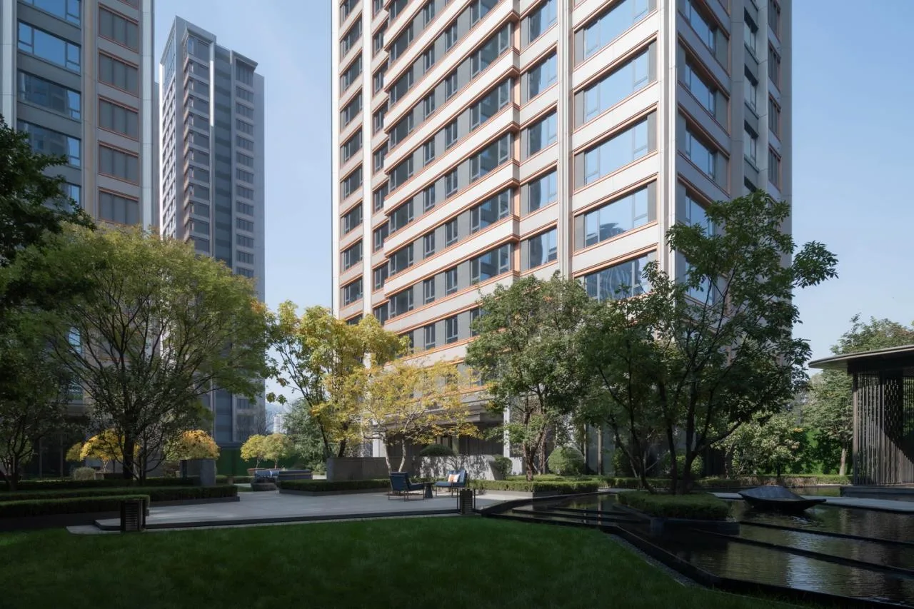 BIM Architecture | Luxury, Elegant, Minimalist: Shenyang Longhu Tianyi/Chengzhi Design
