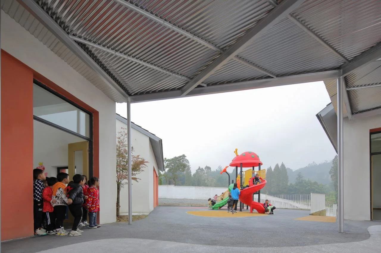 BIM Architecture | Daping Township Kindergarten/Dongyi Architecture