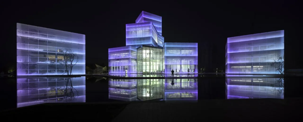 Weekend | Blue & Purple Change