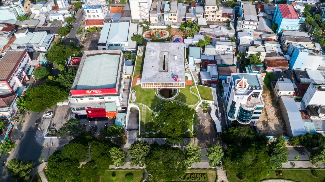 BIM Architecture | Secret Base Under the Mountain Slope: TTC Elite Ben Tre Kindergarten/KIENTRUC O