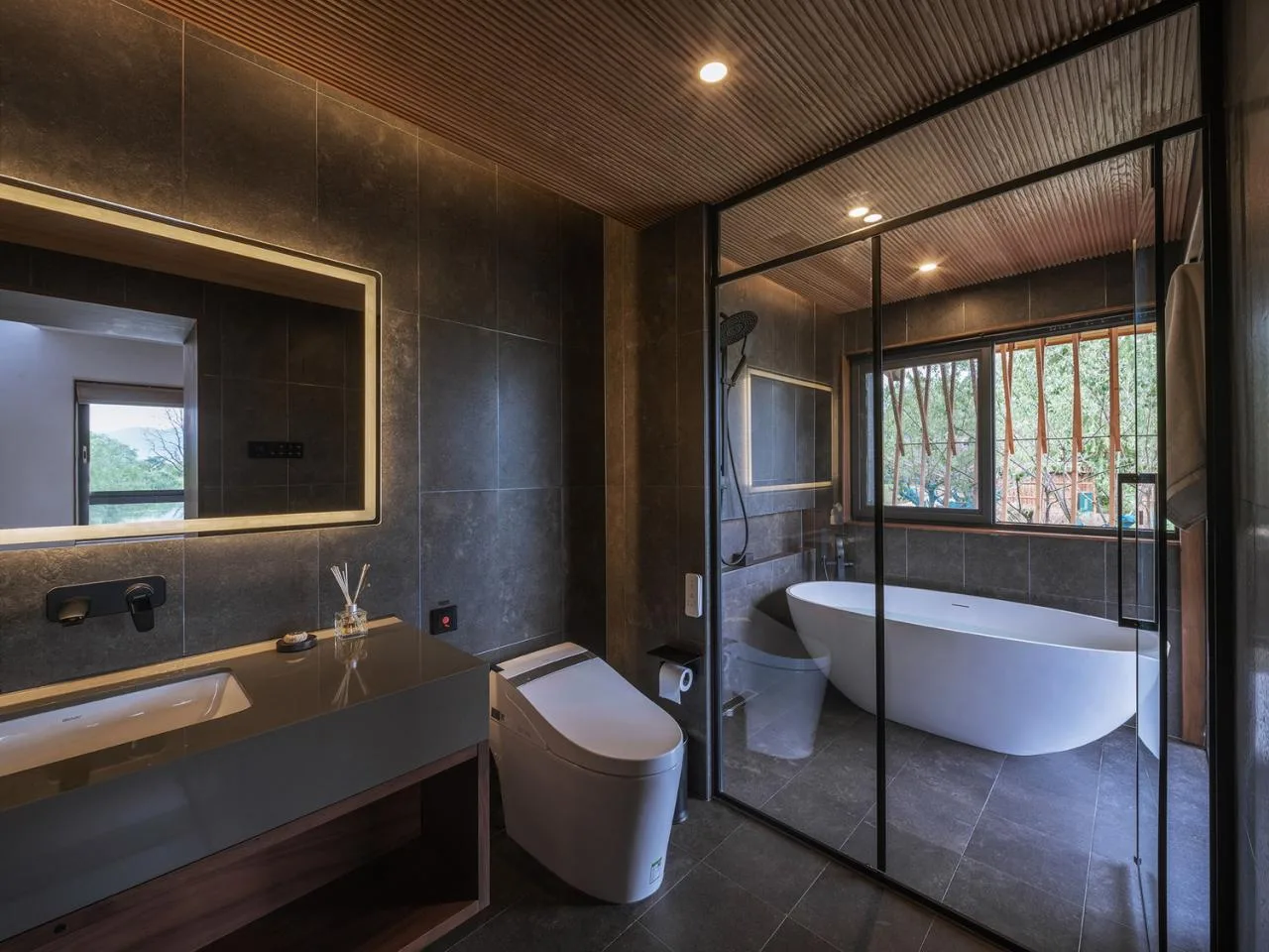 BIM Architecture | Fuyang Yangpi Lake Wetland Ecological Hotel/Jianlin Architecture
