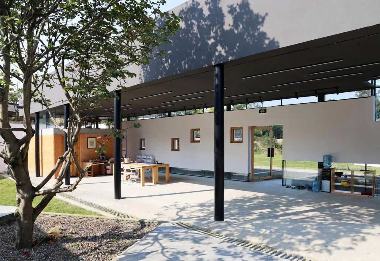 BIM Architecture | Mingting Rural Natural School/Vibrant and Splashing Architecture Studio