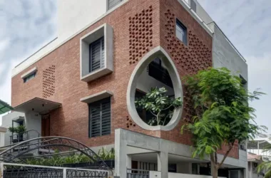 BIM Architecture: Three Generations Living Together at Samruddhi Residence by AANGAN Architects-BIM WORLD