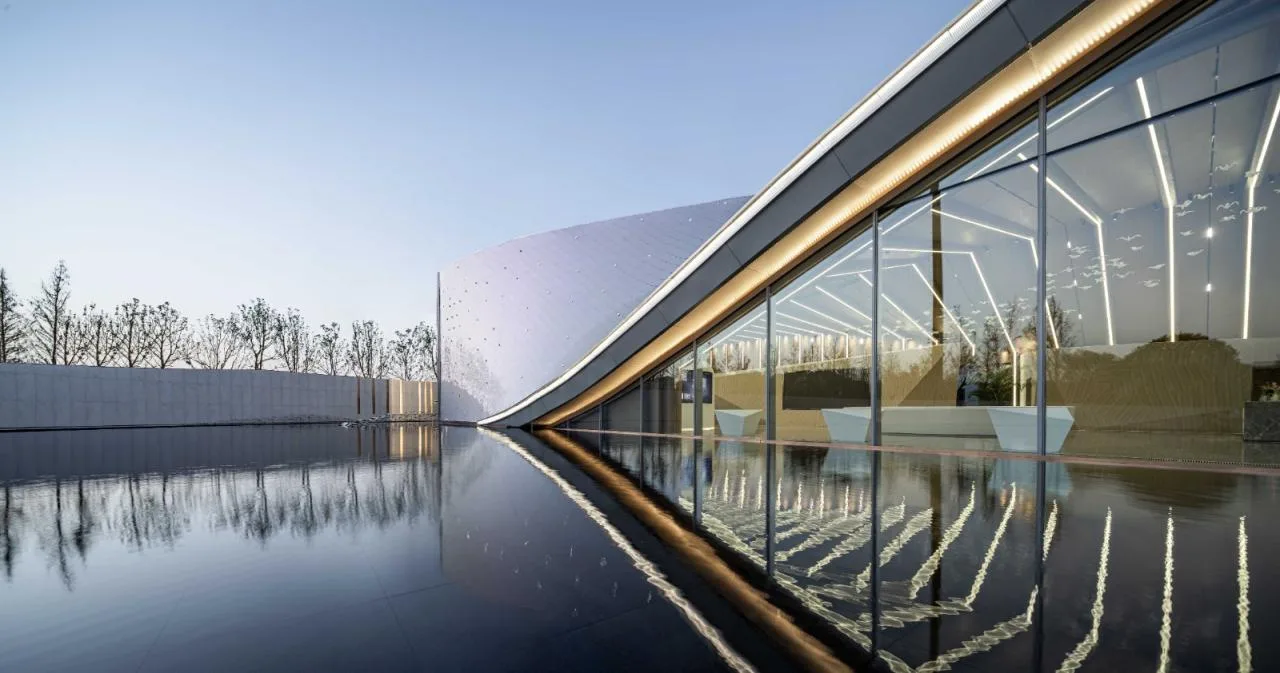 BIM Architecture | Wuhan Urban Construction · Huashan Impression: Dynamic Twisting/Execution Design