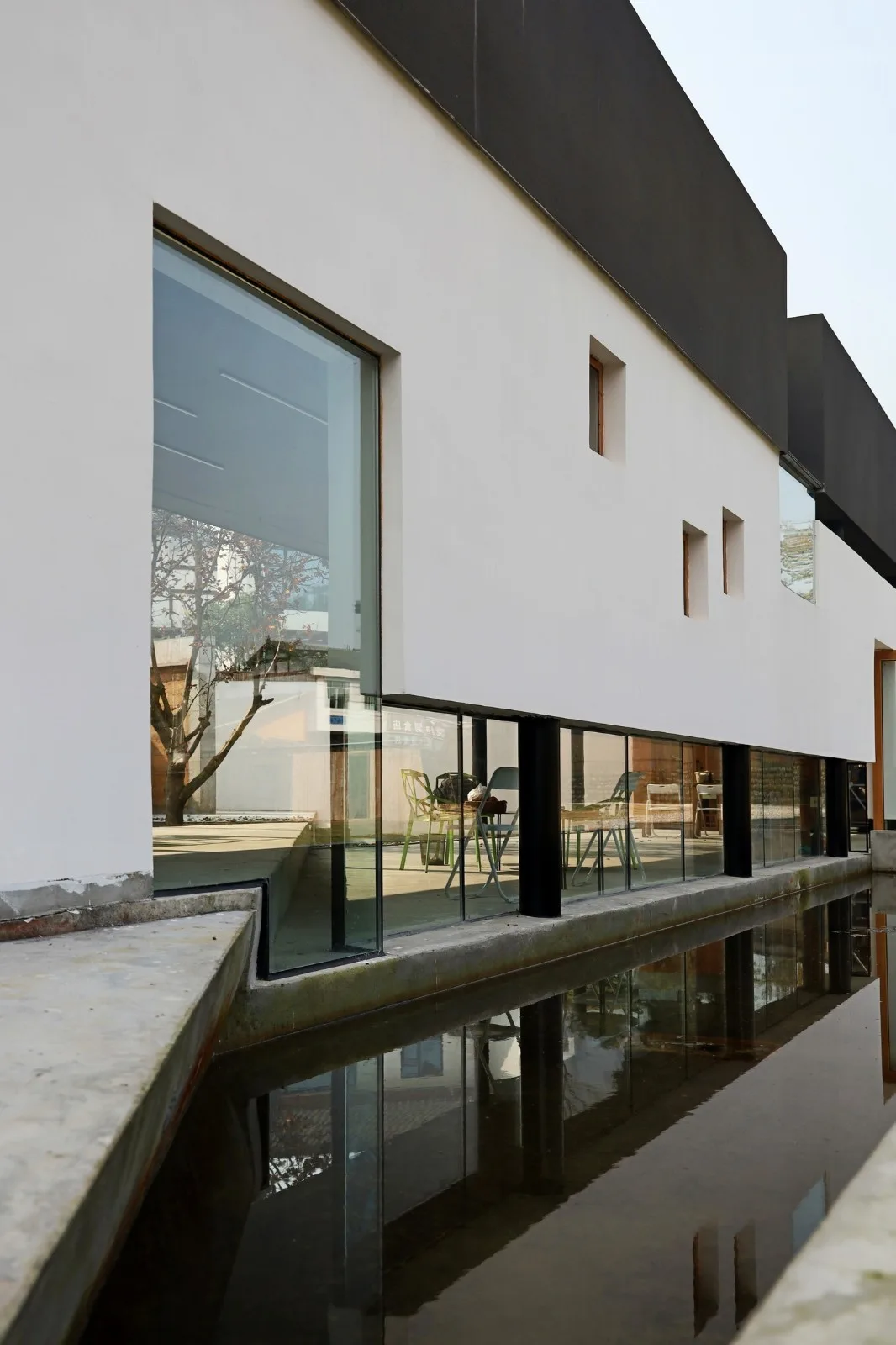 BIM Architecture | Mingting Rural Natural School/Vibrant and Splashing Architecture Studio