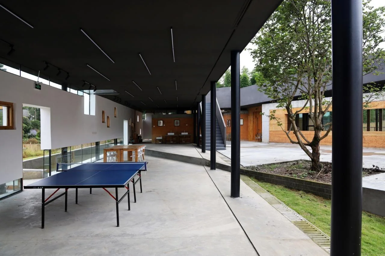 BIM Architecture | Mingting Rural Natural School/Vibrant and Splashing Architecture Studio