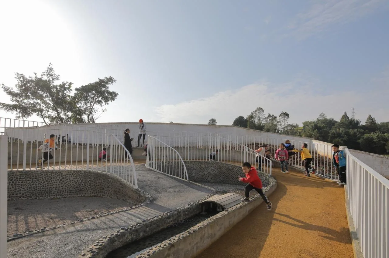 BIM Architecture | Daping Township Kindergarten/Dongyi Architecture