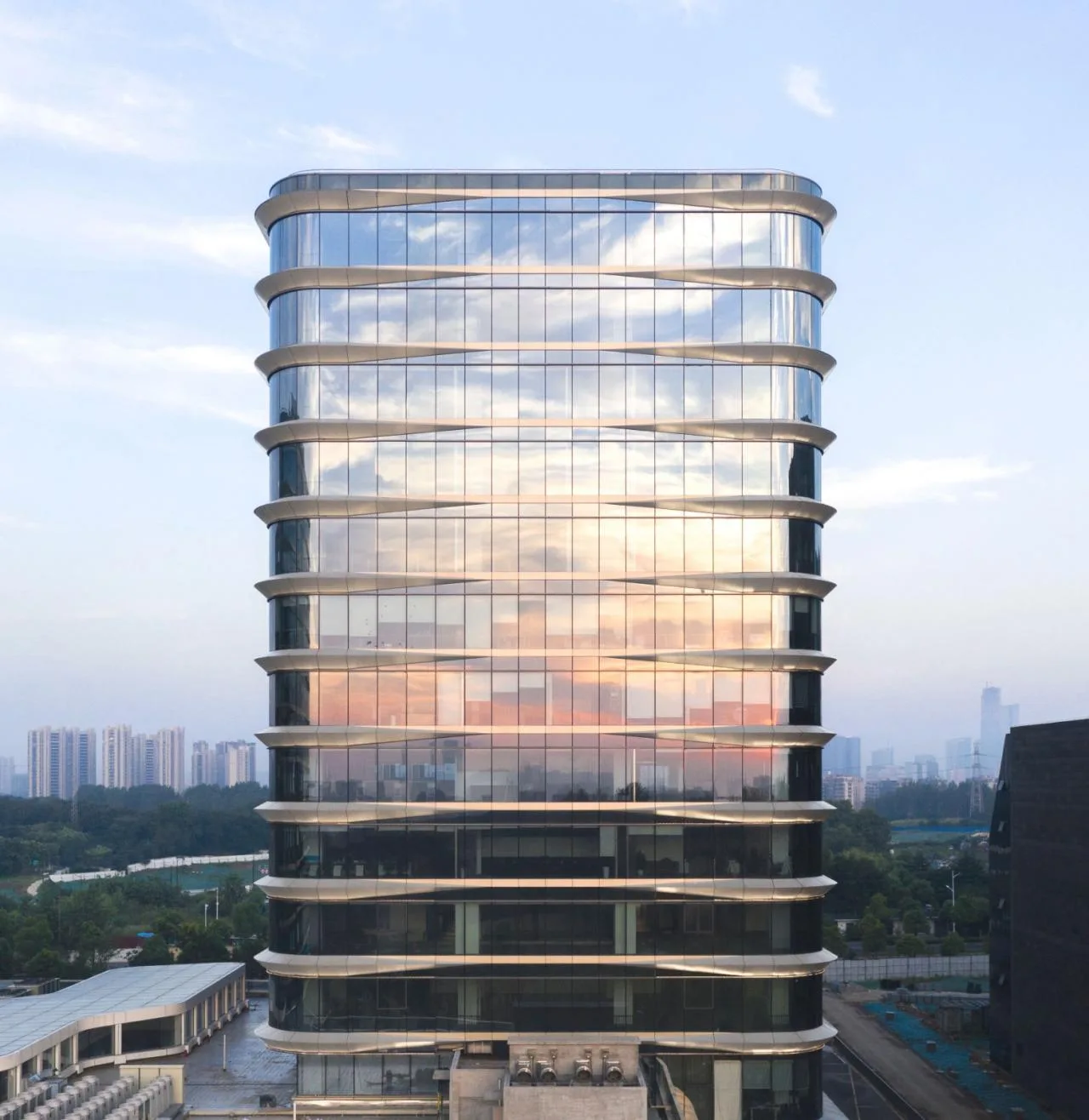BIM Architecture | Flow Facade Balance Square Volume: Nanjing Jindiwei New▪ Yuhua Innovation Center/Chengzhi Design