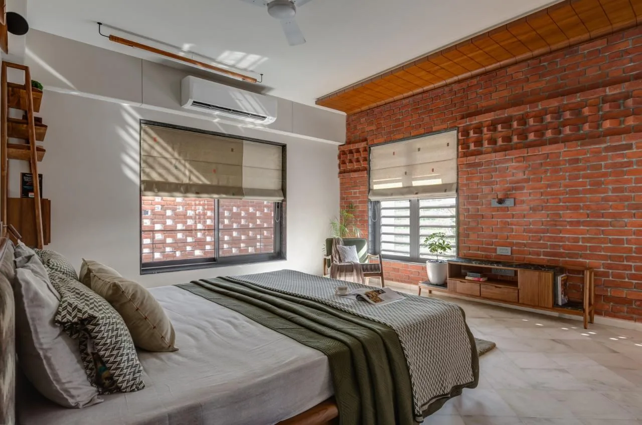 BIM Architecture | Three Generations Under One Roof: Samruddhi Residence/AANGAN Architects