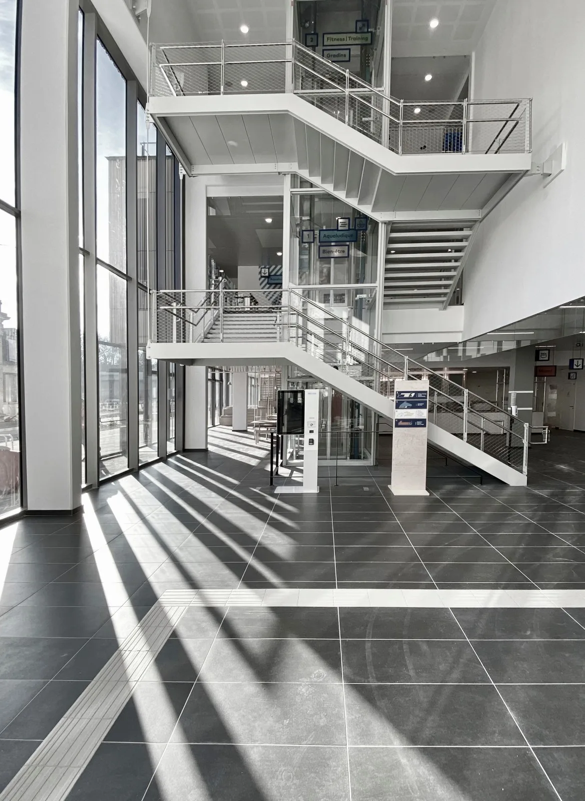 BIM Architecture | Wavy Roofing, UCPA Grand Lance Stadium/Marc Mimram