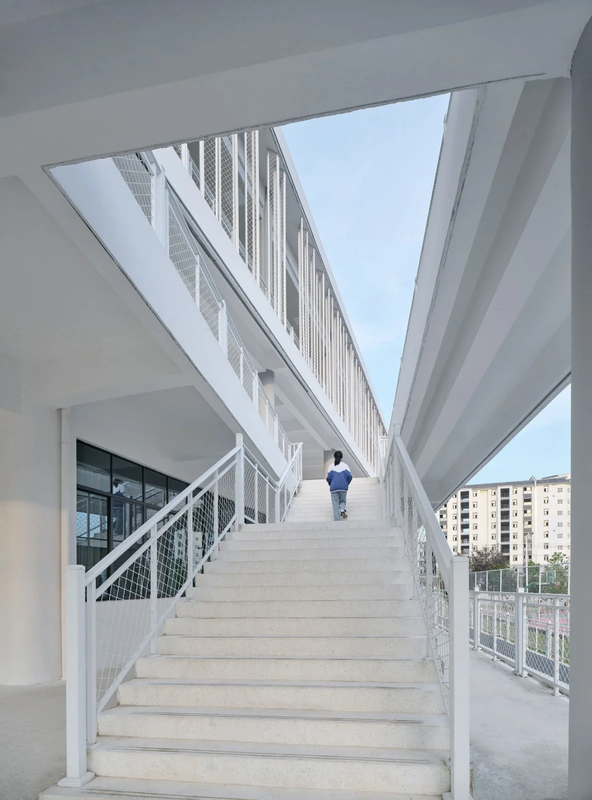 BIM Architecture | Yihuang No.1 Middle School Comprehensive Building/By Building