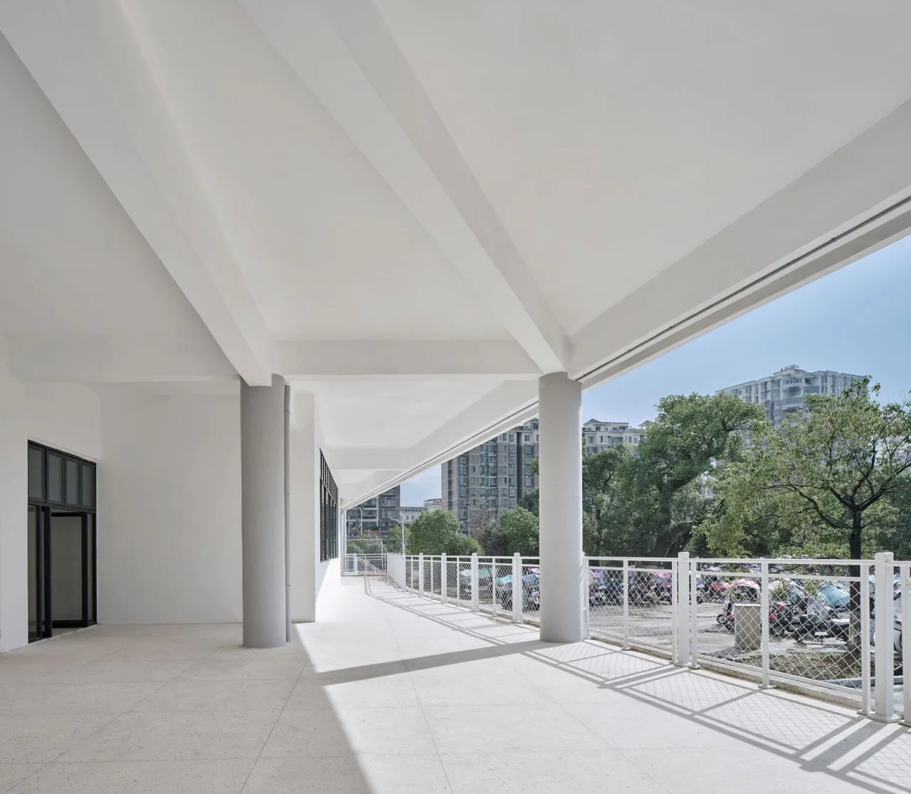 BIM Architecture | Yihuang No.1 Middle School Comprehensive Building/By Building
