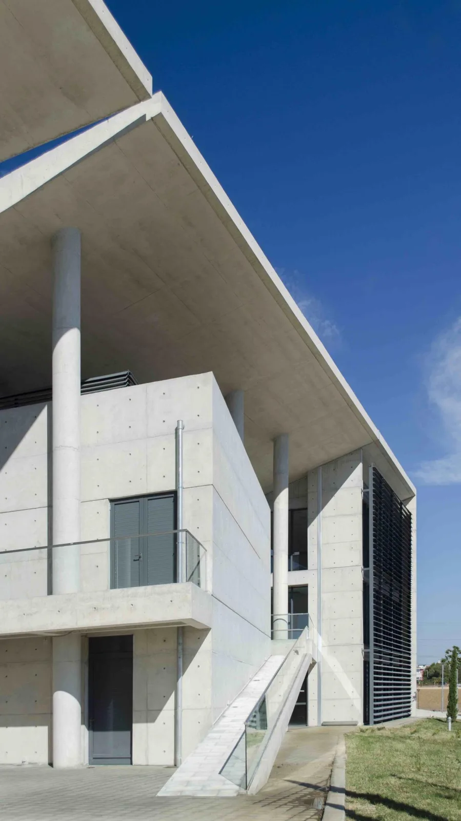 BIM Architecture | Lamia Municipal Water Supply Office Building/VTria Architecture Firm, Greece