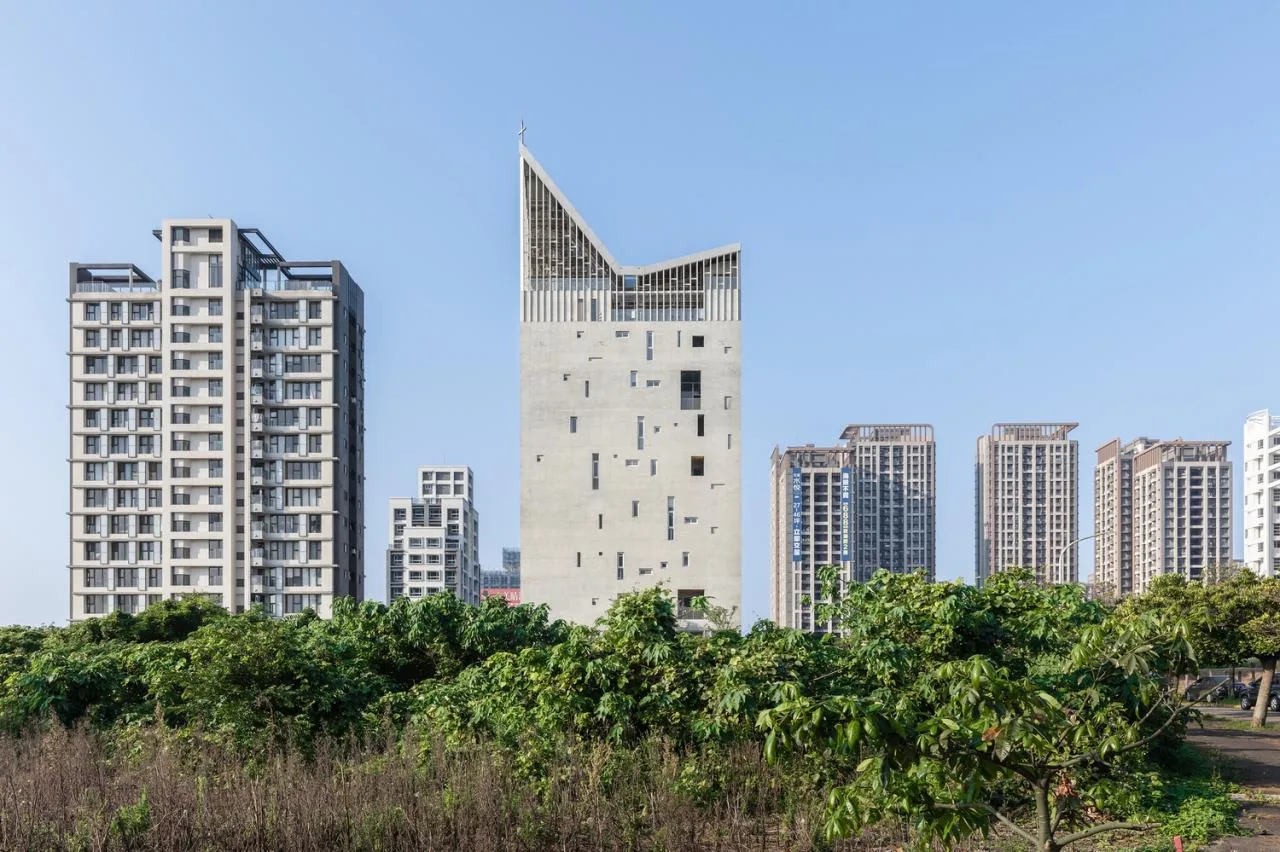 BIM Architecture | Vertical Church, Tamkang Church/Behet Bondzio Lin Architekten