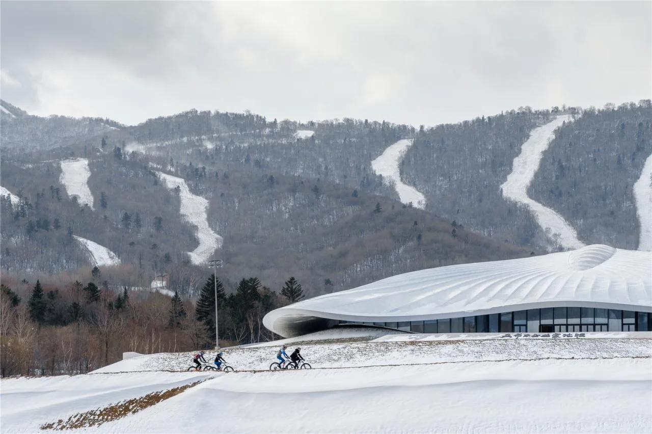BIM architecture | Tent under the snow capped mountains | MAD design permanent venue for Yabuli Entrepreneur Forum completed