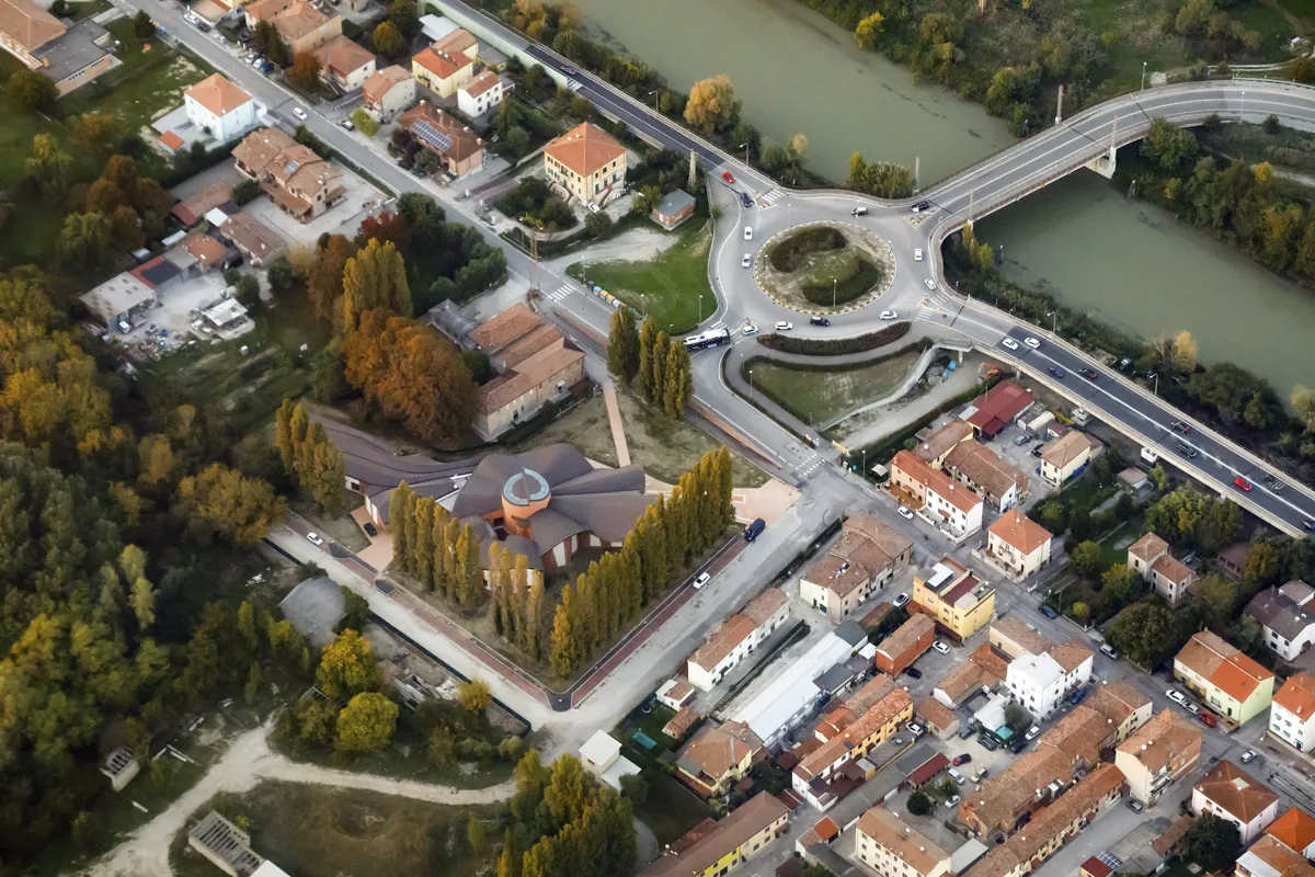 BIM Architecture | Suspended Roof: Church and Diocese Complex/Miralles Tagliabue EMBT