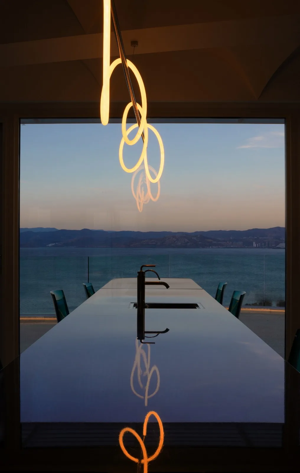 BIM Architecture | 'Breath of the Sea' Dali Green Half Mountain Hotel Renovation Design/Ordinary Design