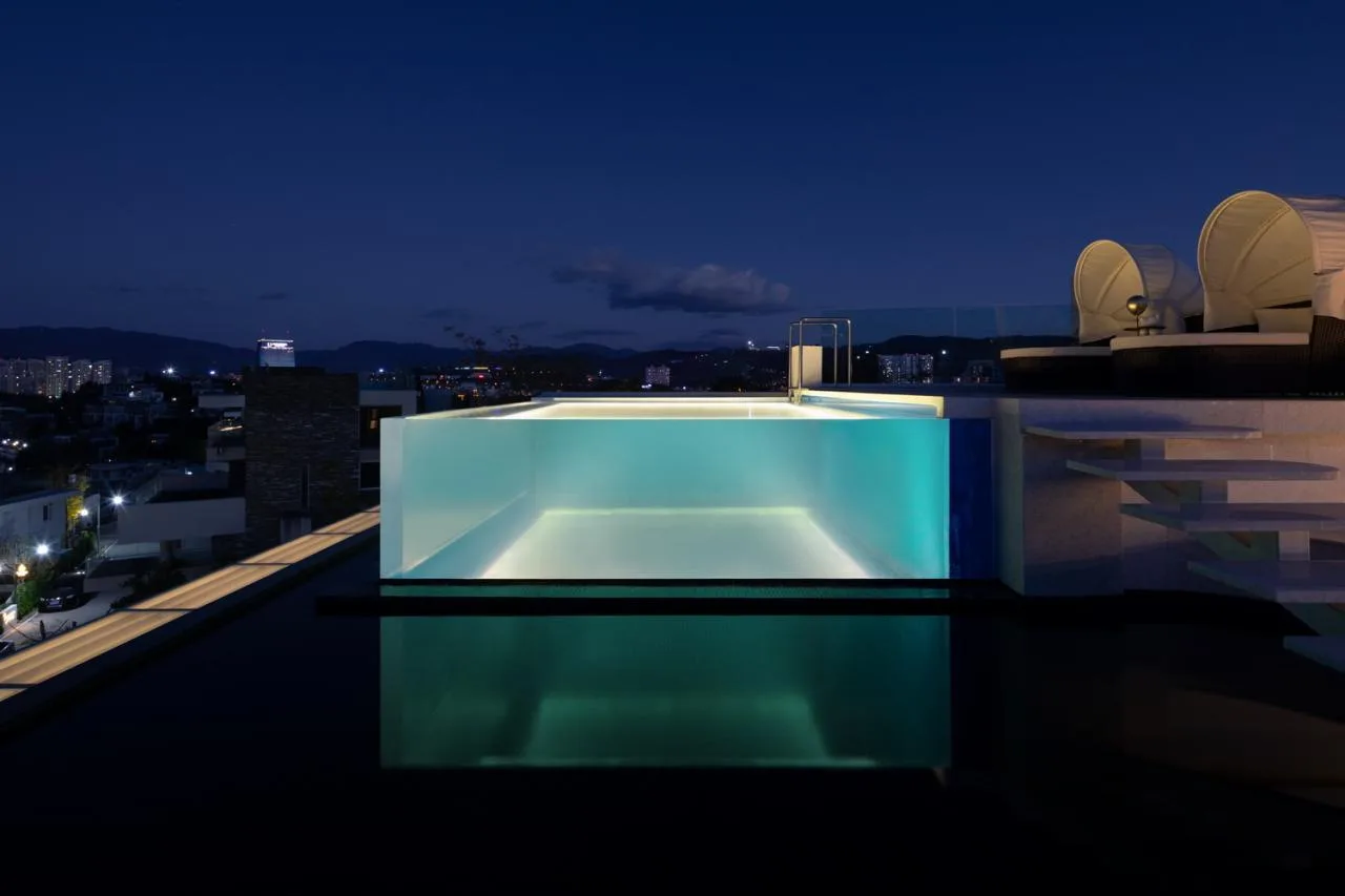 BIM Architecture | 'Breath of the Sea' Dali Green Half Mountain Hotel Renovation Design/Ordinary Design