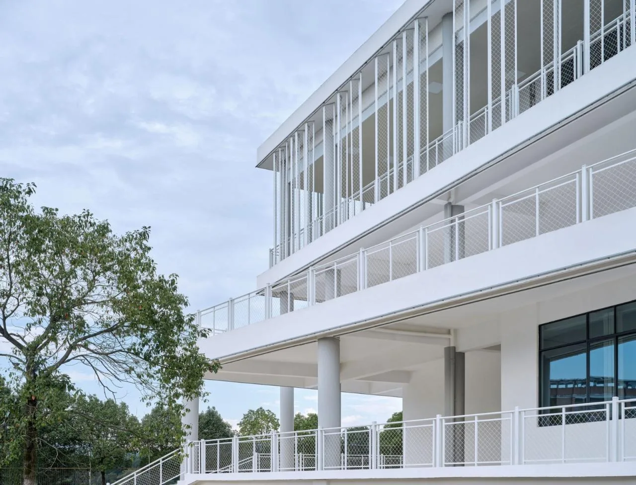 BIM Architecture | Yihuang No.1 Middle School Comprehensive Building/By Building