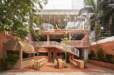 BIM Architecture: The Fusion of Curved Metal Grids and Red Clay Bricks at Brother Coffee Baking Shop by Red5 Studio-BIM WORLD