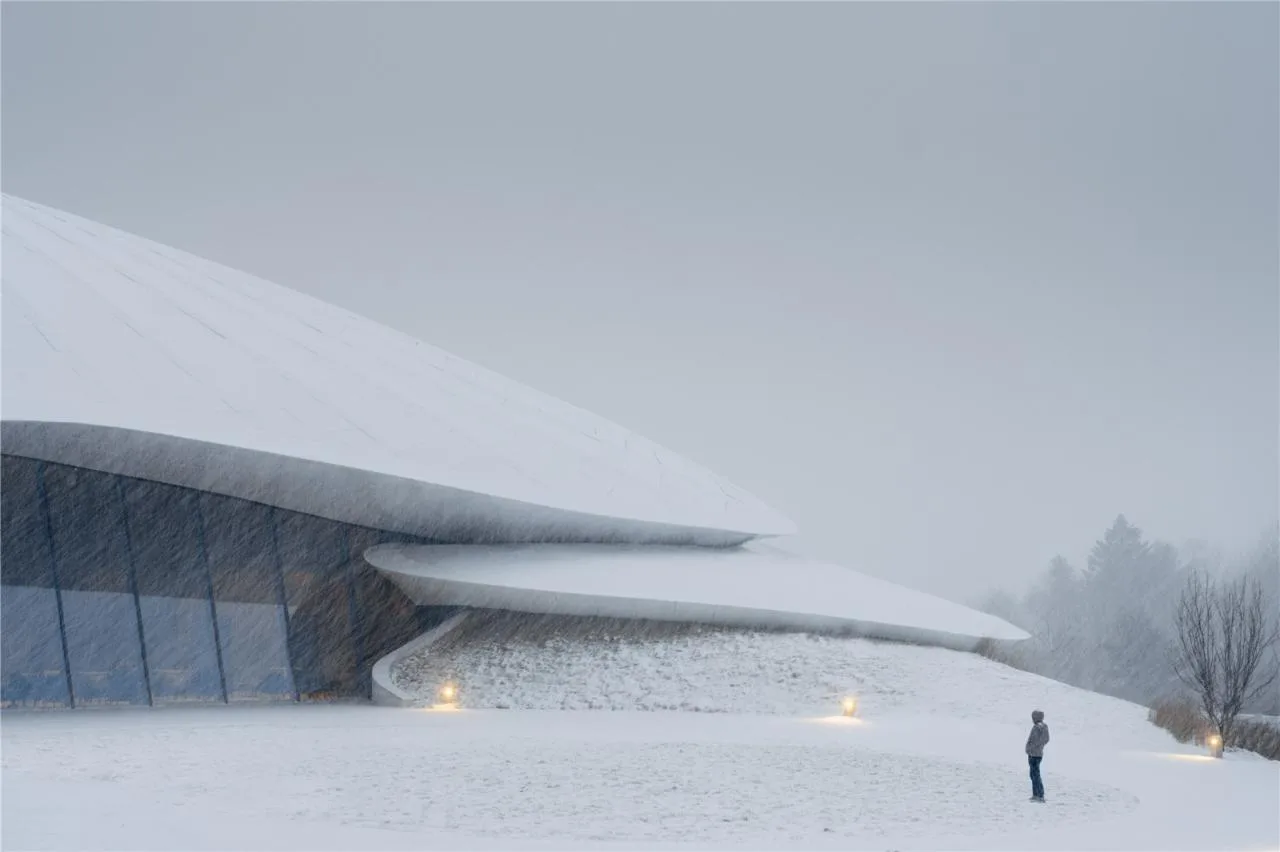BIM architecture | Tent under the snow capped mountains | MAD design permanent venue for Yabuli Entrepreneur Forum completed