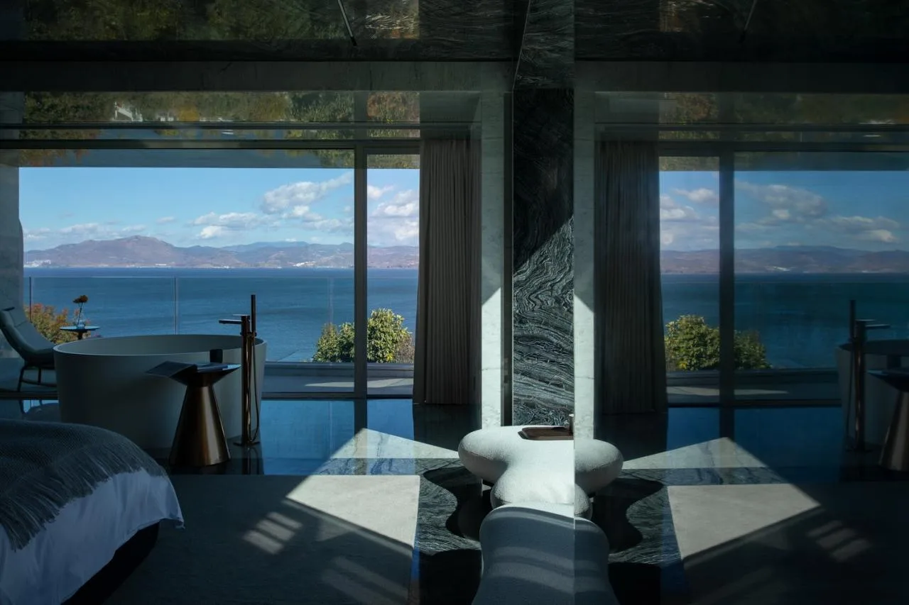 BIM Architecture | 'Breath of the Sea' Dali Green Half Mountain Hotel Renovation Design/Ordinary Design