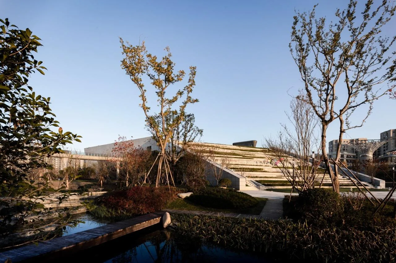 BIM Architecture | Running on Clouds: Hangzhou Li Ning Sports Park Phase I Project/Botao Architecture