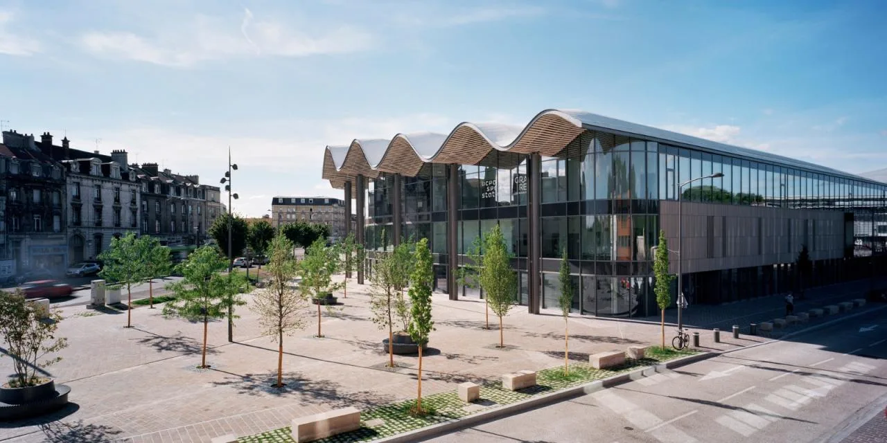 BIM Architecture | Wavy Roofing, UCPA Grand Lance Stadium/Marc Mimram