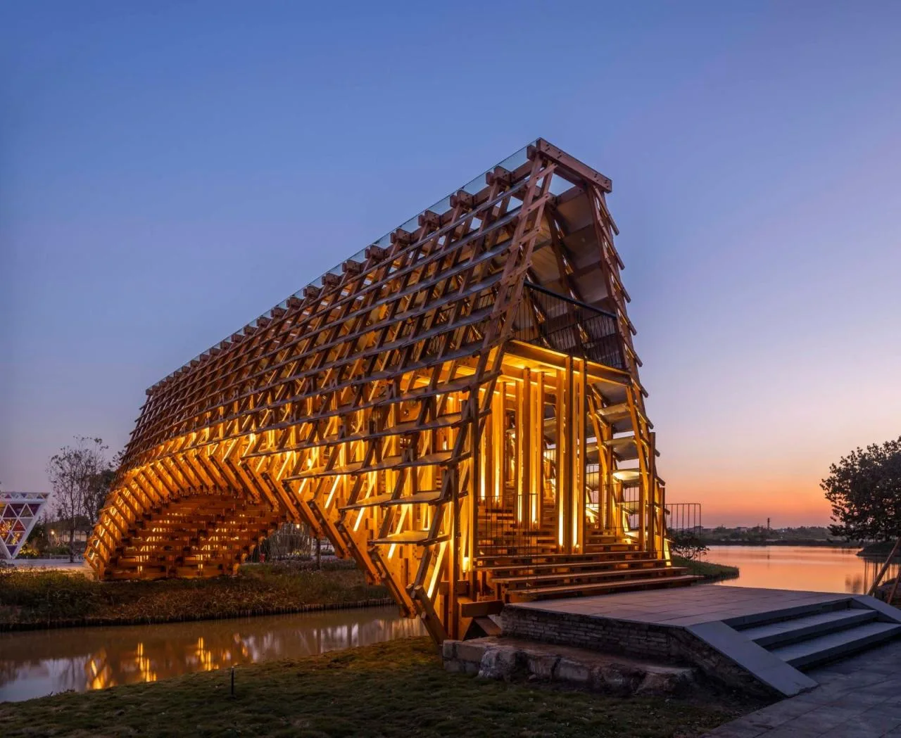 BIM Architecture | Gu Lao Shui Xiang Mu Qiao/Luo Yujie Studio