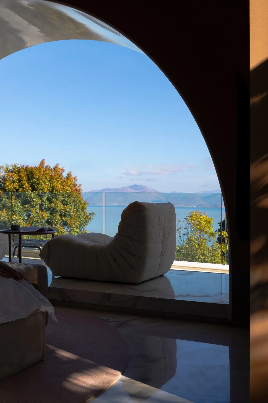 BIM Architecture | 'Breath of the Sea' Dali Green Half Mountain Hotel Renovation Design/Ordinary Design