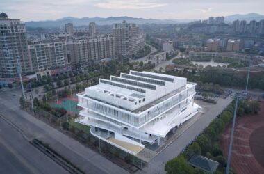 BIM Architecture: Yihuang No.1 Middle School Comprehensive Building by By Building Analysis-BIM WORLD