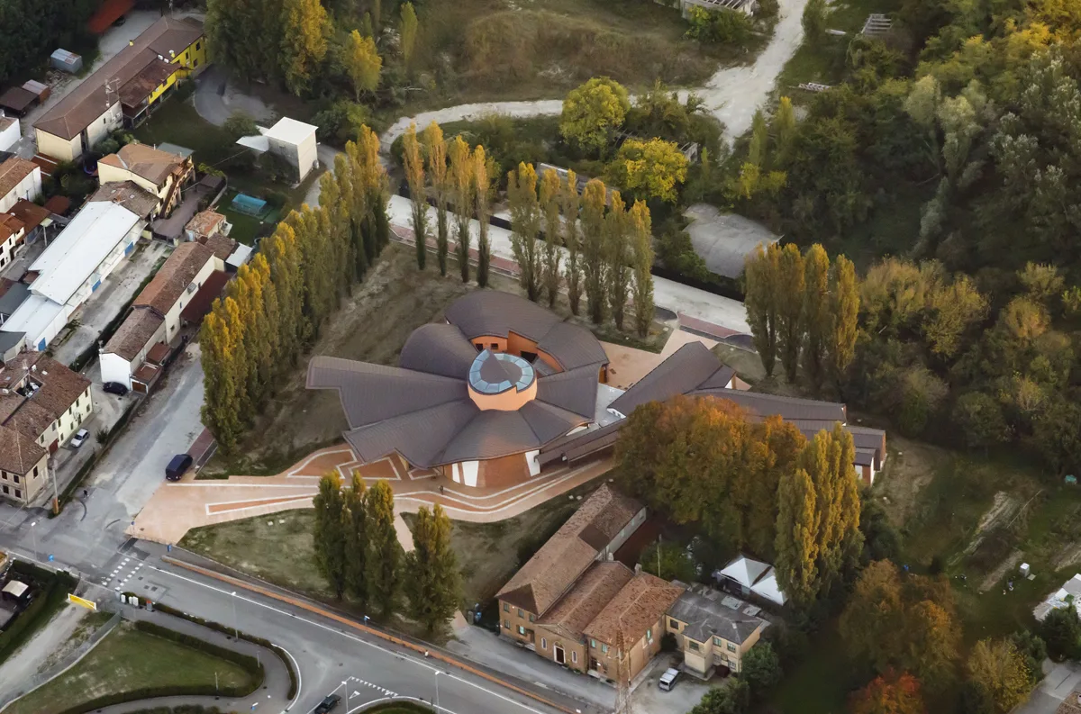 BIM Architecture | Suspended Roof: Church and Diocese Complex/Miralles Tagliabue EMBT