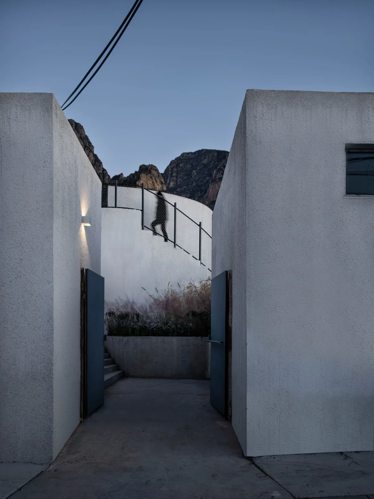BIM Architecture | Twin Courtyard Homestay/Similar Architecture