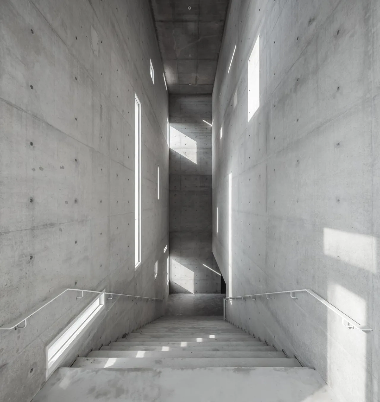 BIM Architecture | Vertical Church, Tamkang Church/Behet Bondzio Lin Architekten