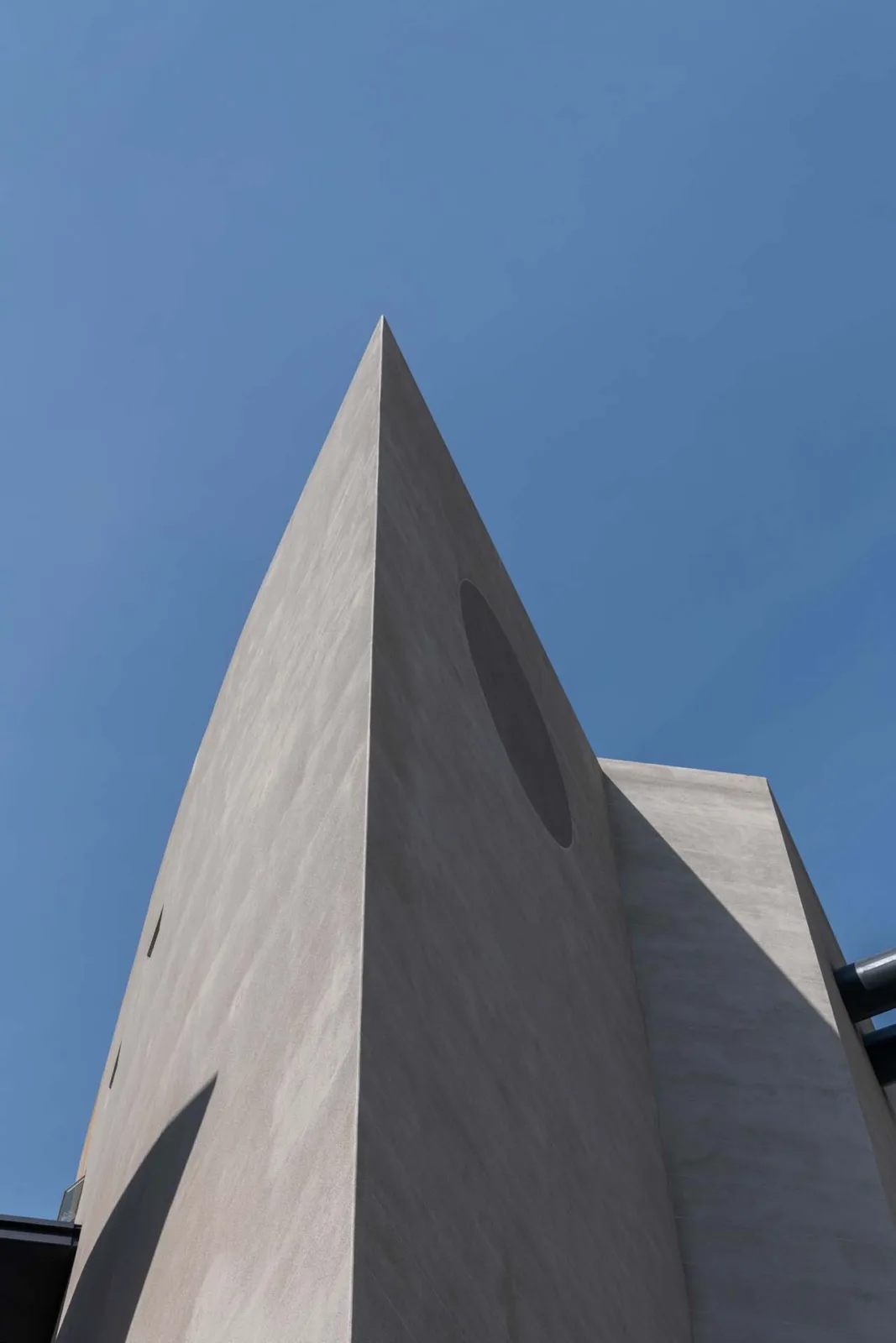 BIM Architecture | DreamWorks Renovation/Hill Architecture (Lantau Island Architecture+Lan Architecture)