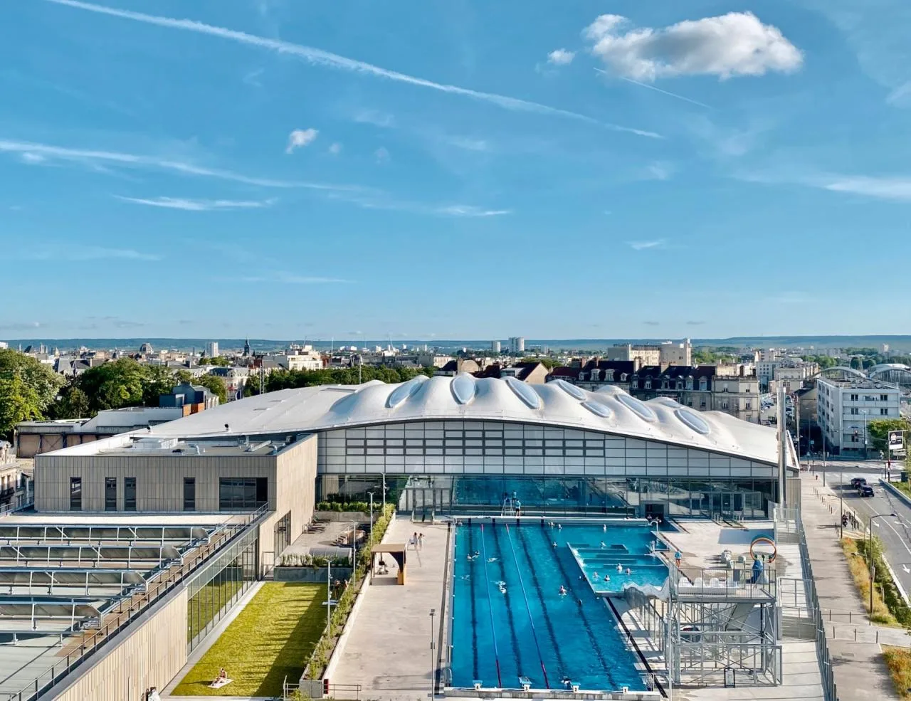 BIM Architecture | Wavy Roofing, UCPA Grand Lance Stadium/Marc Mimram