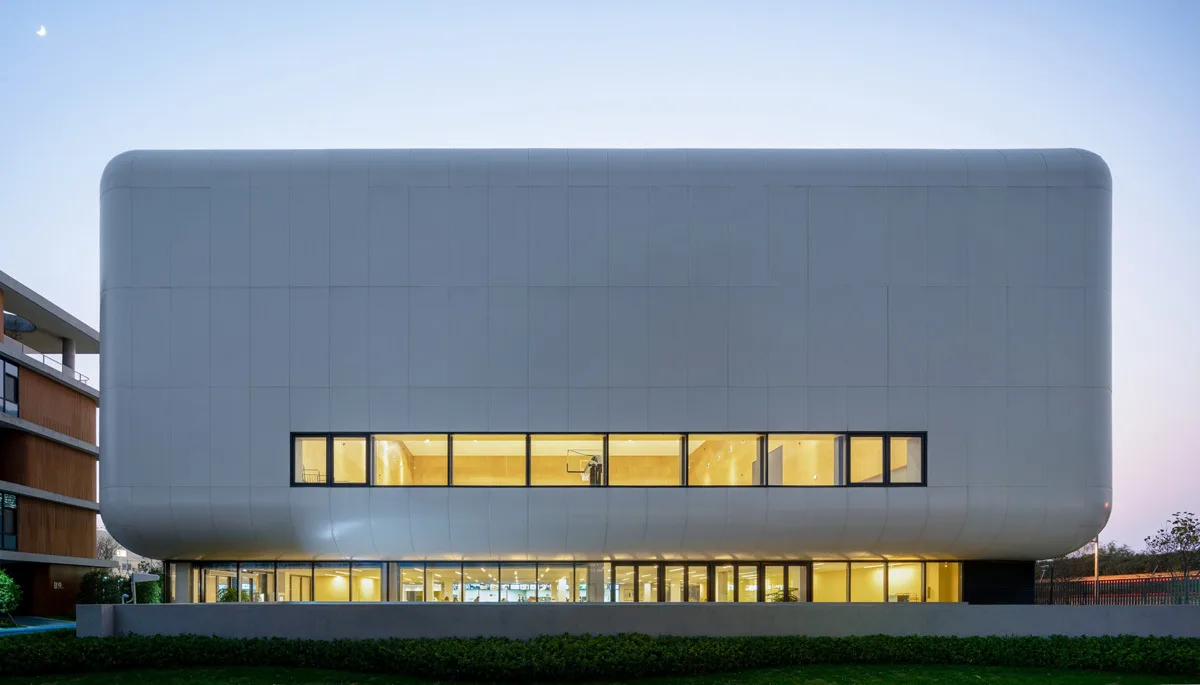 BIM Architecture | Shanghai Qingpu Pinghe Sports Center/OPEN Architecture Firm