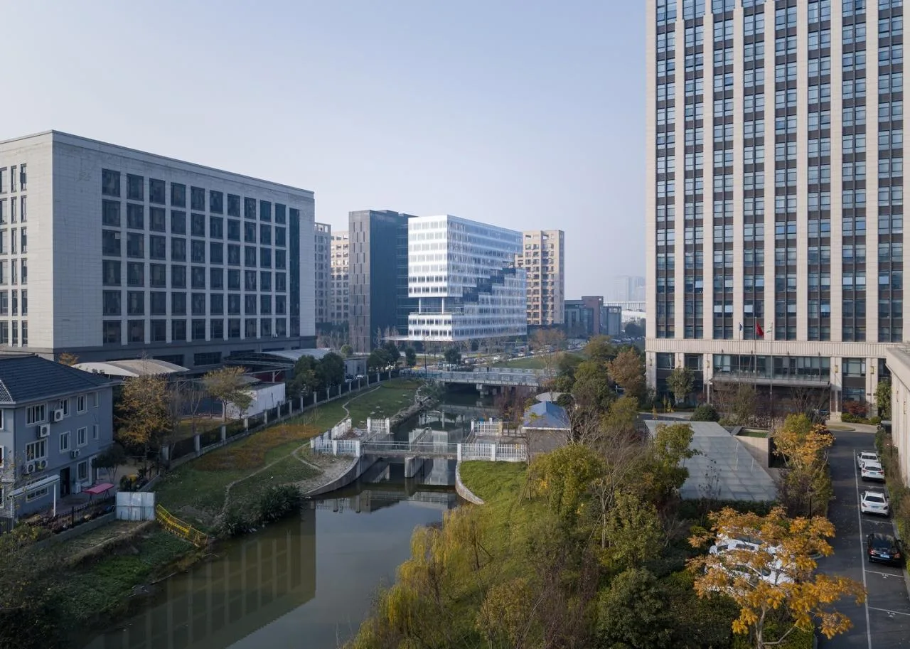 BIM Architecture | Hangzhou Weixing Intelligent Headquarters Project Record/Meng Fanhao - ad × line+