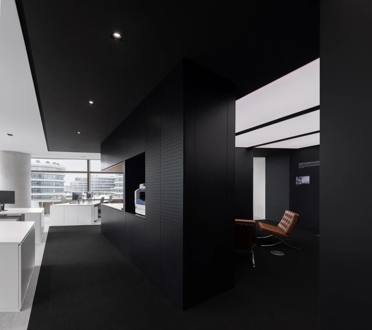 BIM Architecture | Designer's Office: Black and White Container/Line+Architectural Firm