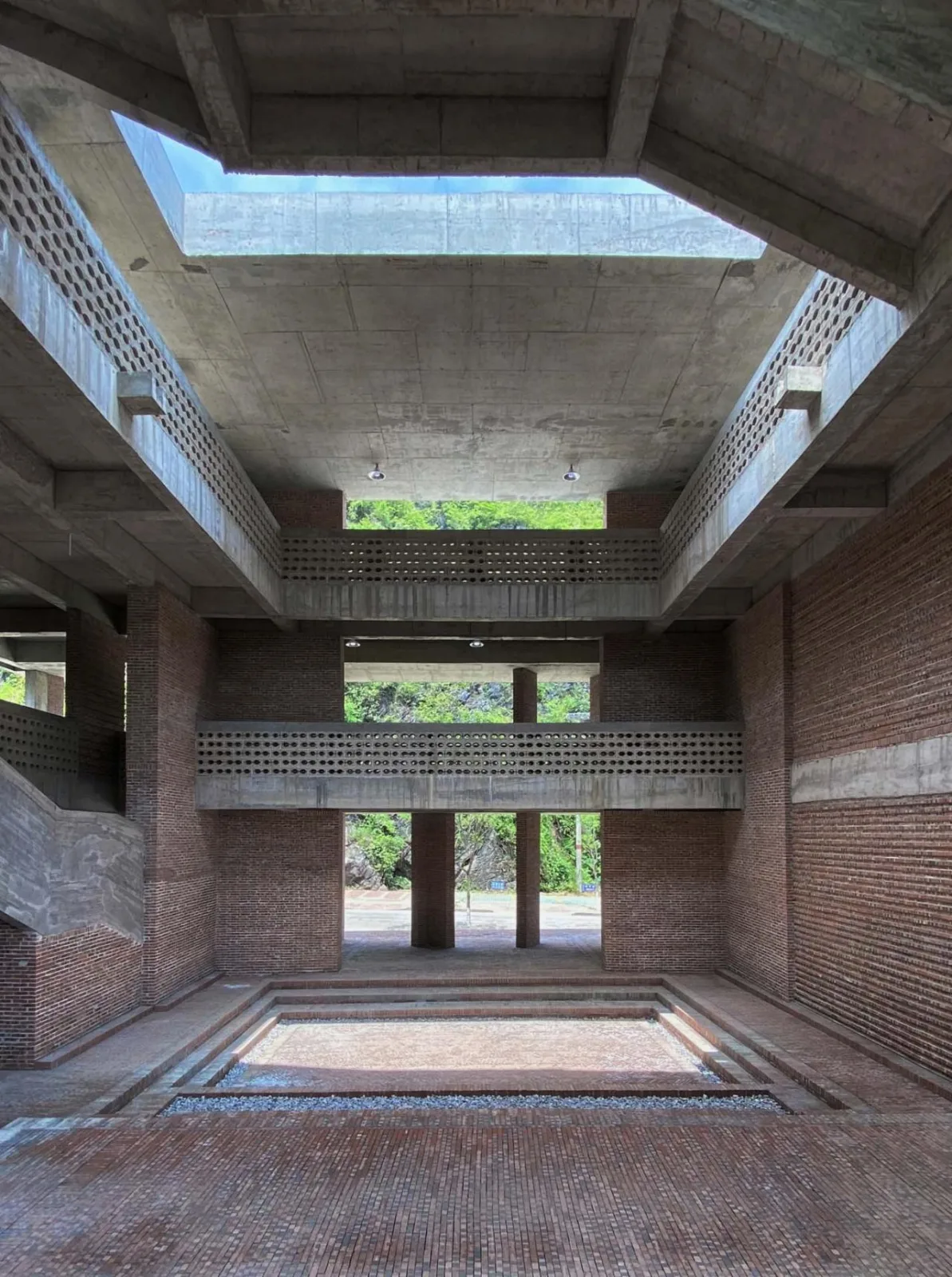 BIM Architecture | Ruyi Village Cultural Service Center and Featured Workshops/Local Studios in Shuikou Town, Jianghua Yao Ethnic Group