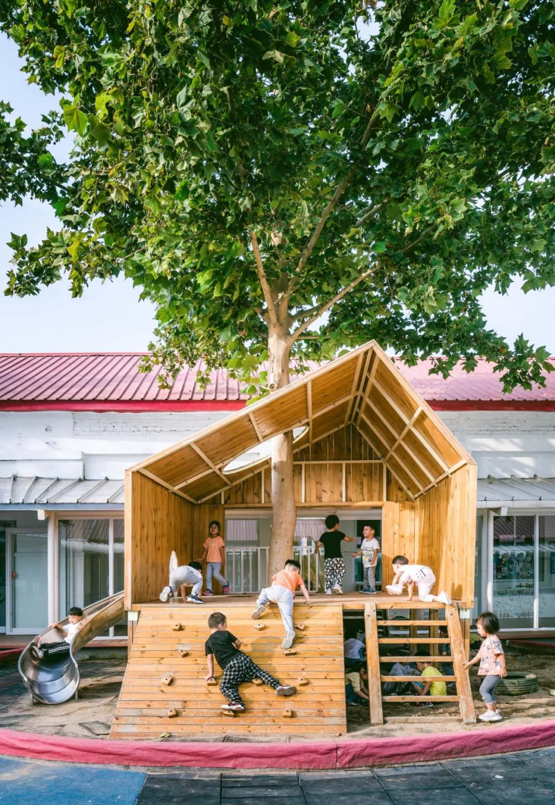 BIM Architecture | Xian County Sunshine Kindergarten/Public Architecture