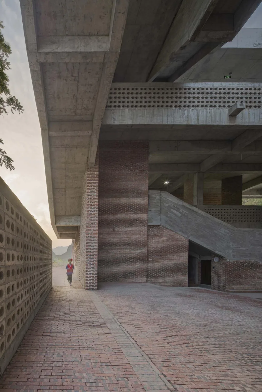 BIM Architecture | Ruyi Village Cultural Service Center and Featured Workshops/Local Studios in Shuikou Town, Jianghua Yao Ethnic Group