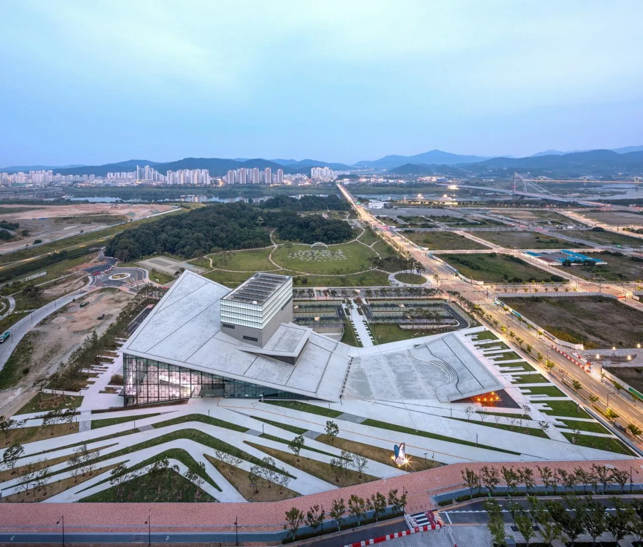 BIM Architecture | Igniting the Earth, Sejong Cultural and Art Hall/Designcamp Moonpark dmp