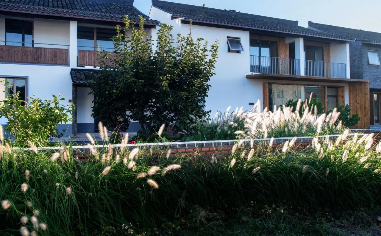 BIM Architecture | Low Cost Whole Village Renovation Practice: Rural Revitalization of Liyao Village in Fengxian, Shanghai/Water Stone Design