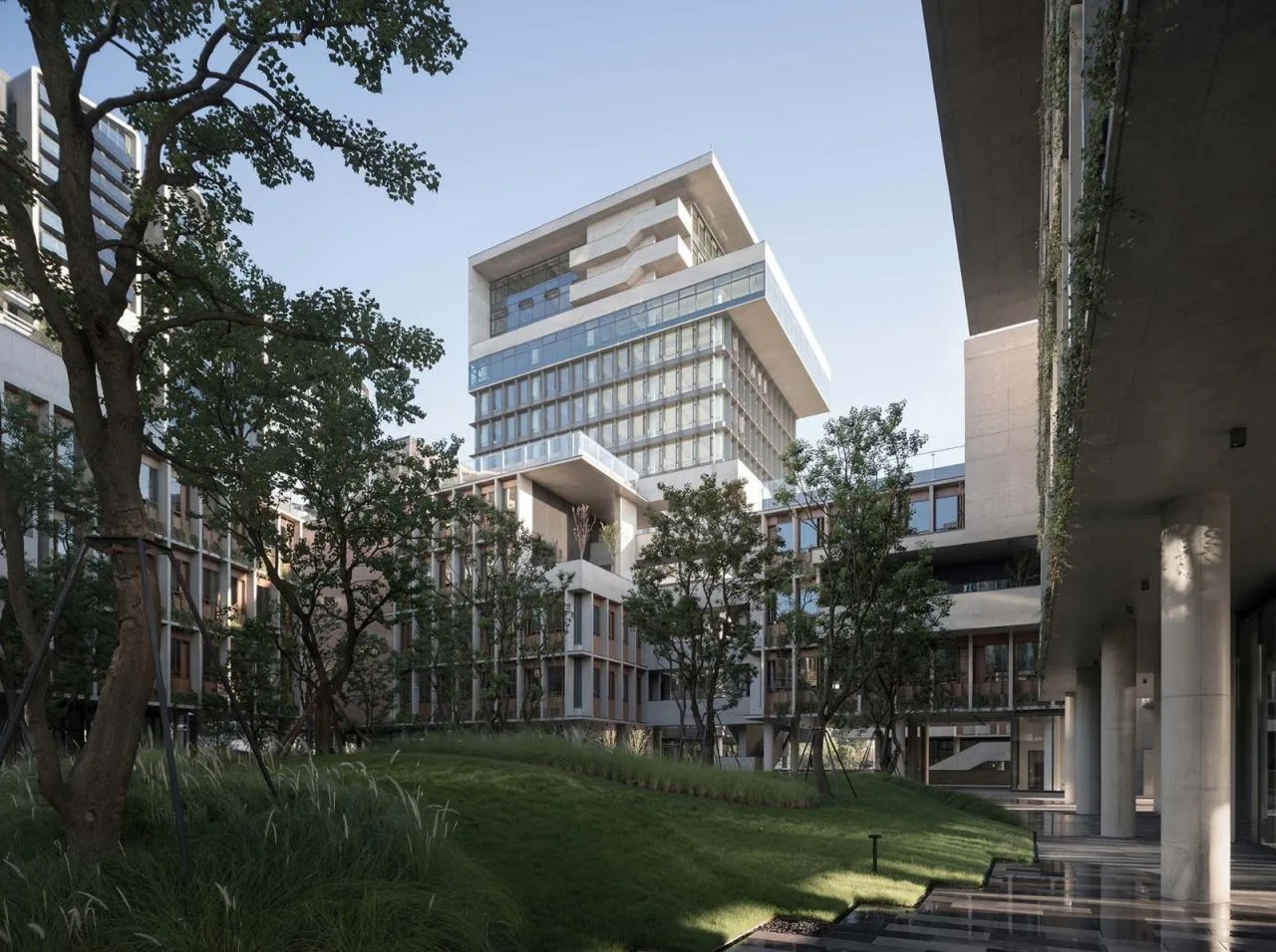 BIM Architecture | Chengdu Luhu Floating Headquarters Office Building/Vertical Building