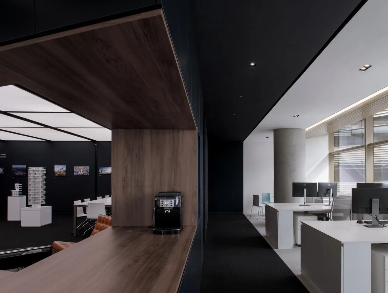 BIM Architecture | Designer's Office: Black and White Container/Line+Architectural Firm