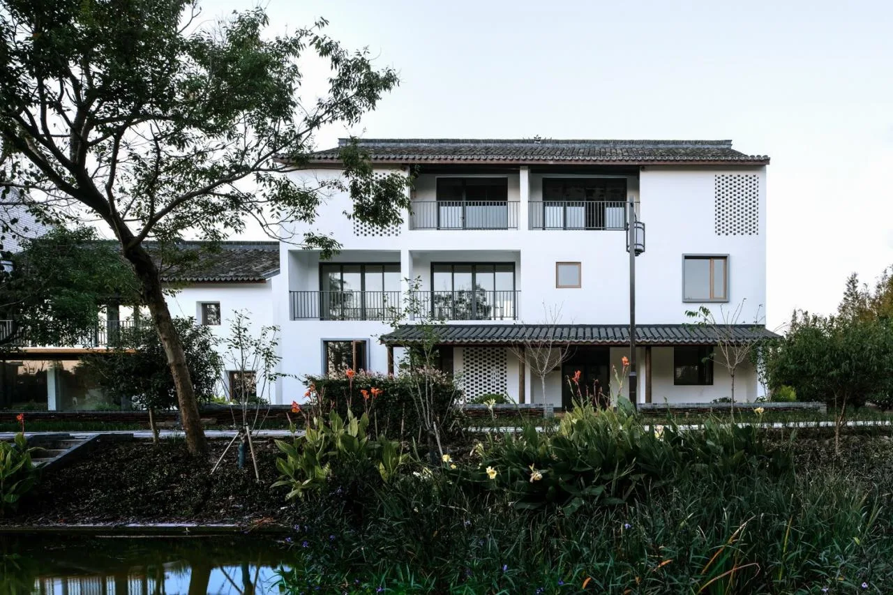 BIM Architecture | Low Cost Whole Village Renovation Practice: Rural Revitalization of Liyao Village in Fengxian, Shanghai/Water Stone Design