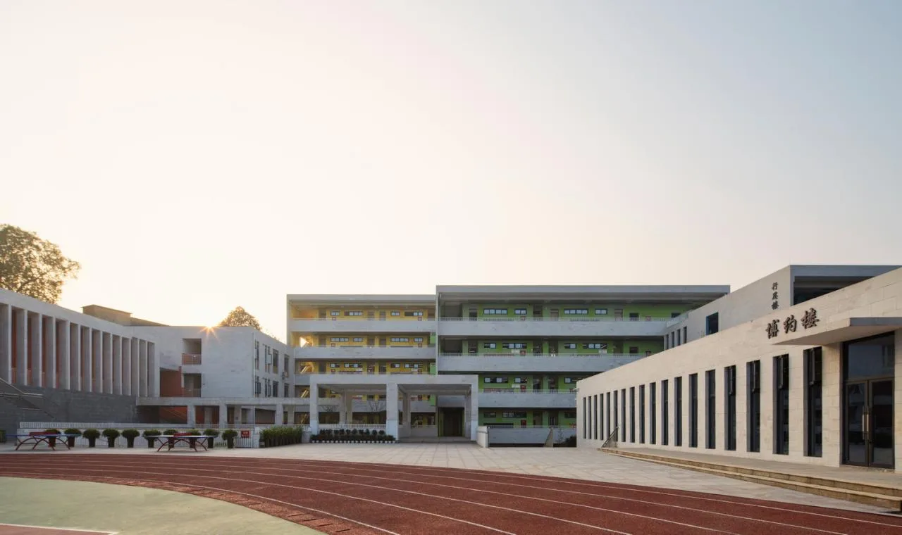BIM Architecture | Huangjia Primary School Expansion Project - Order Geometry/Foundation Building