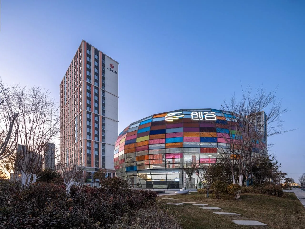 BIM Architecture | A New Industrial Community Designed to Retain Talents and Inspire Vitality/San Yi China